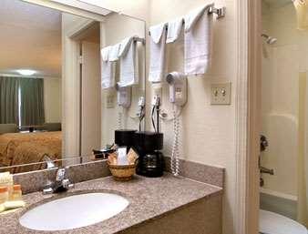 Days Inn By Wyndham Moss Point Pascagoula Екстериор снимка