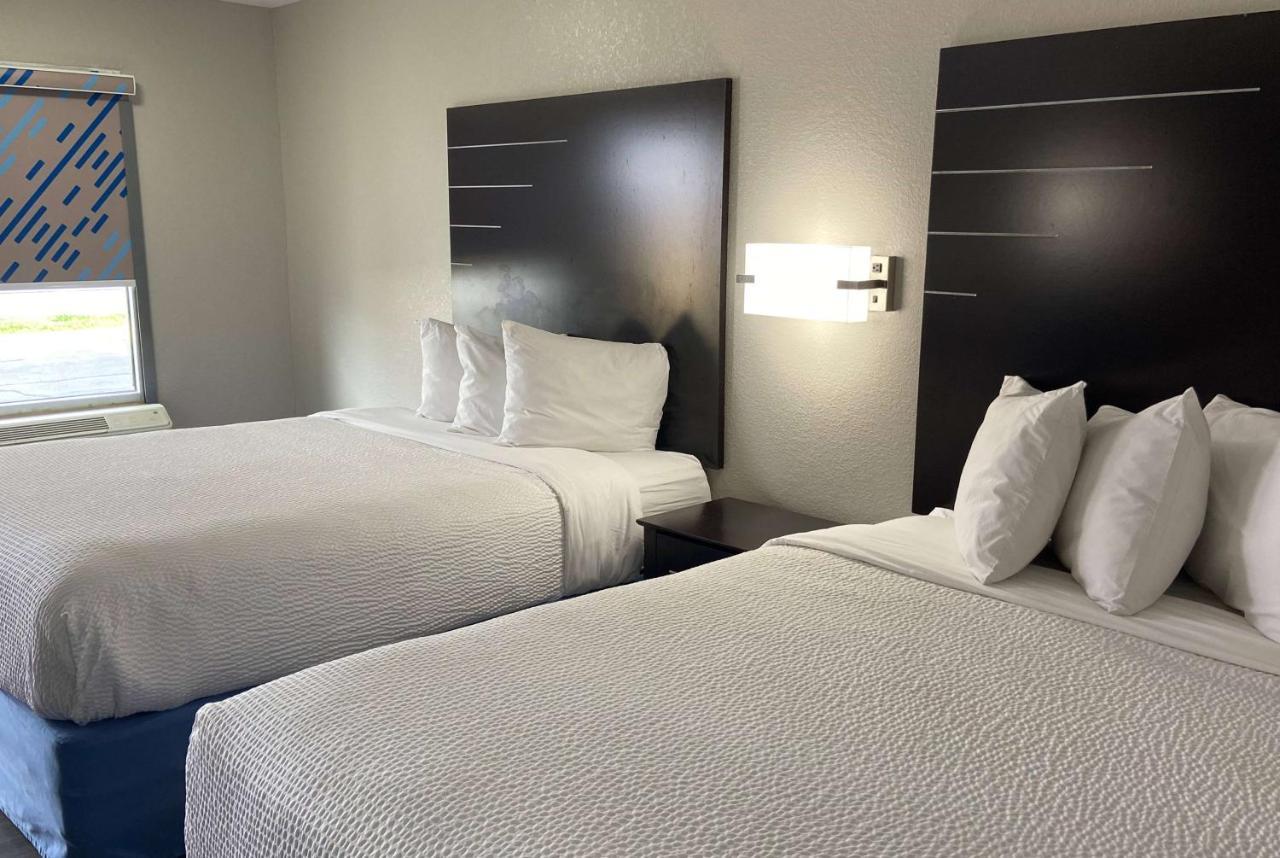 Days Inn By Wyndham Moss Point Pascagoula Екстериор снимка