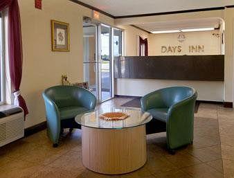 Days Inn By Wyndham Moss Point Pascagoula Екстериор снимка